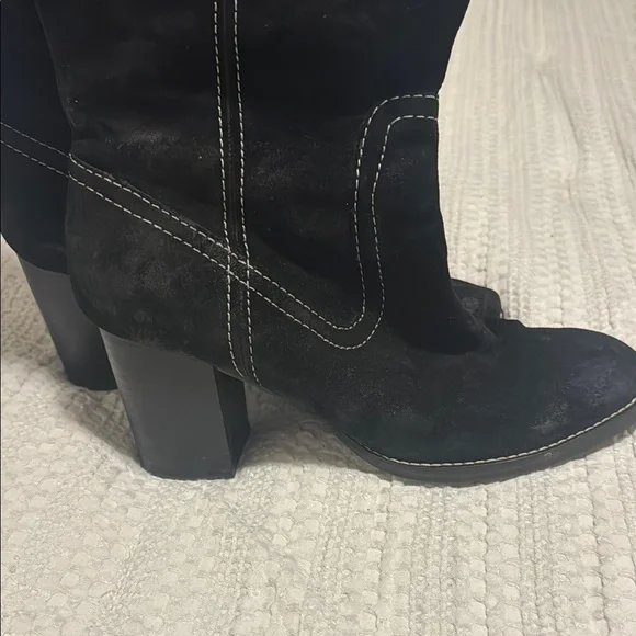 Vintage Enzo Angiolini Suede Boots. 9. Excellent condition! Very comfortable!! - Picture 7 of 8